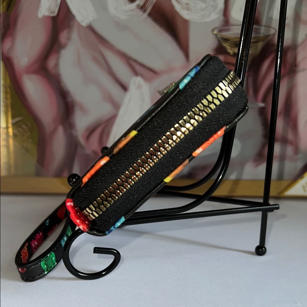 Betsey Johnson Black Gummy Bear Clutch Wristlet - Picture 5 of 17